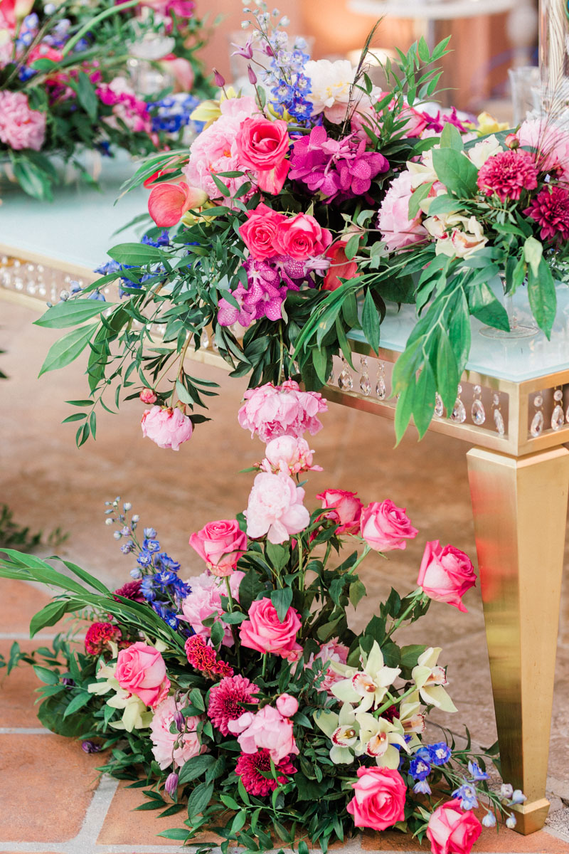gold table colourful table arrangements wedding Anantara Villa Padierna