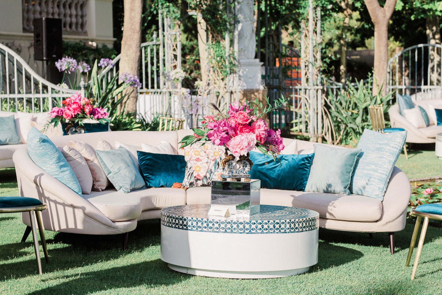 Chill out furniture reception drinks wedding Anantara Villa Padierna